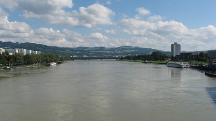 The Danube, Linz